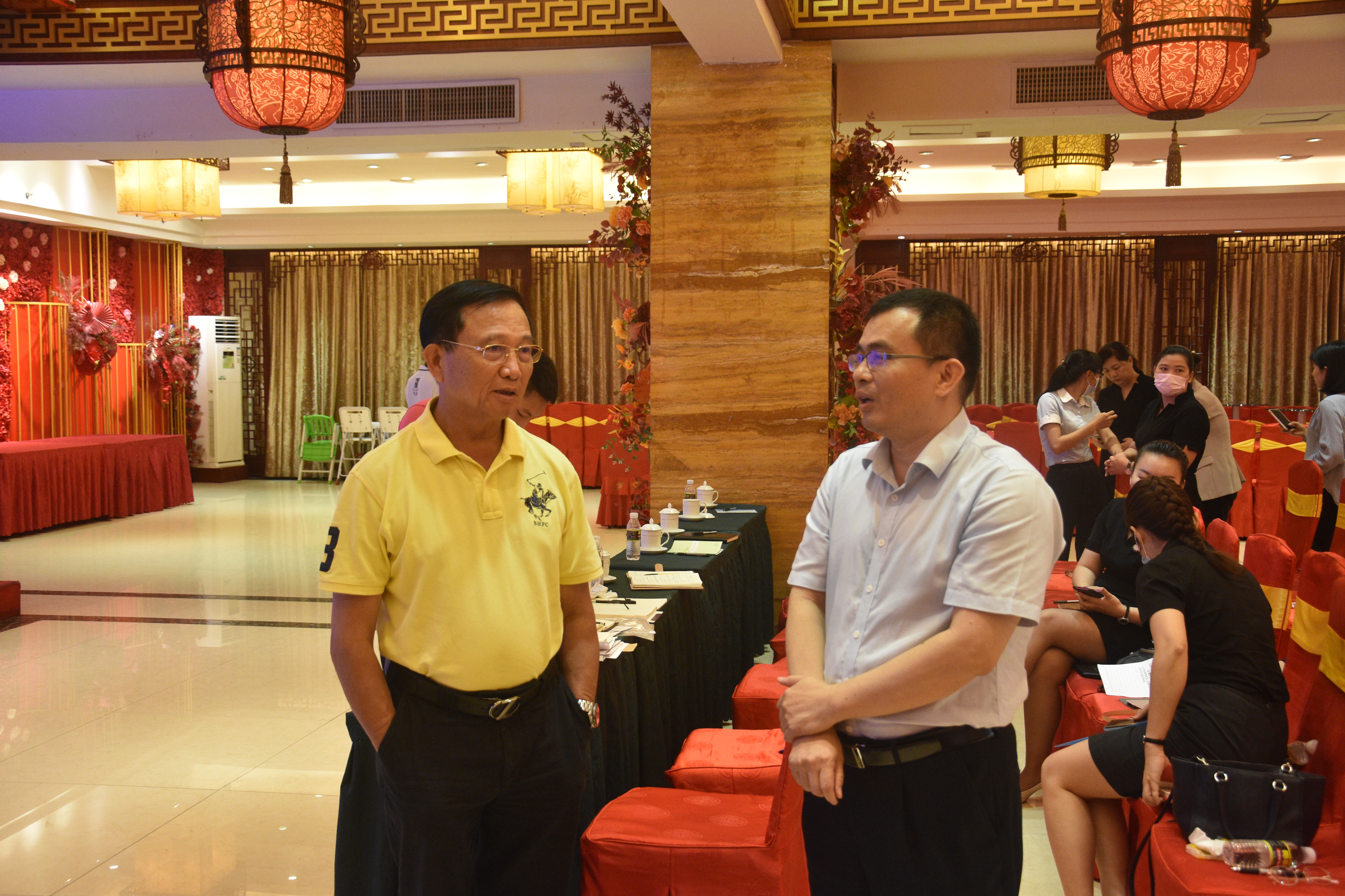 经济与管理学院院长陈江受邀为龙泉集团做专题培训讲座
