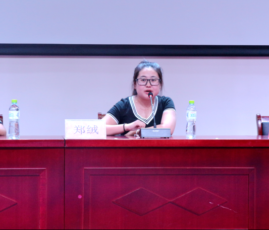 与信仰对话 为青春导航——记经济与管理学院成功召开大学生论坛