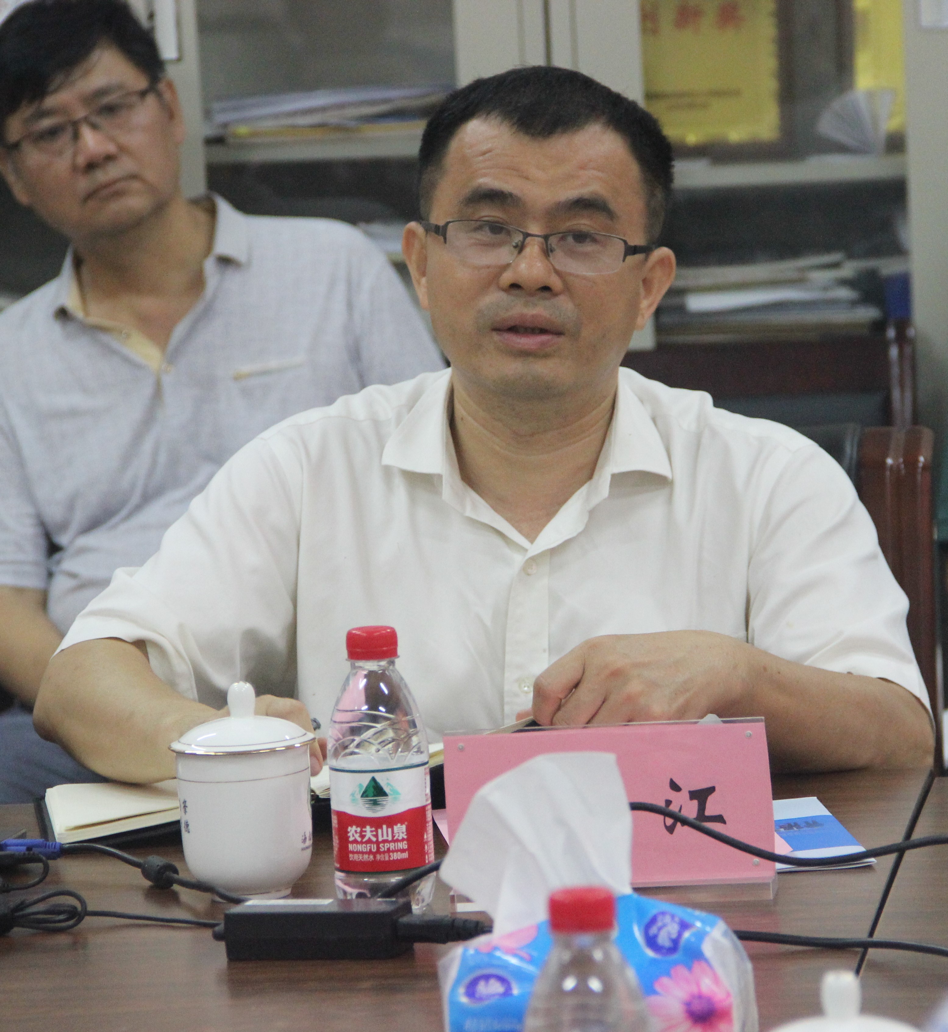 浙江万里学院物流与电子商务学院楼百均院长一行莅临我院交流