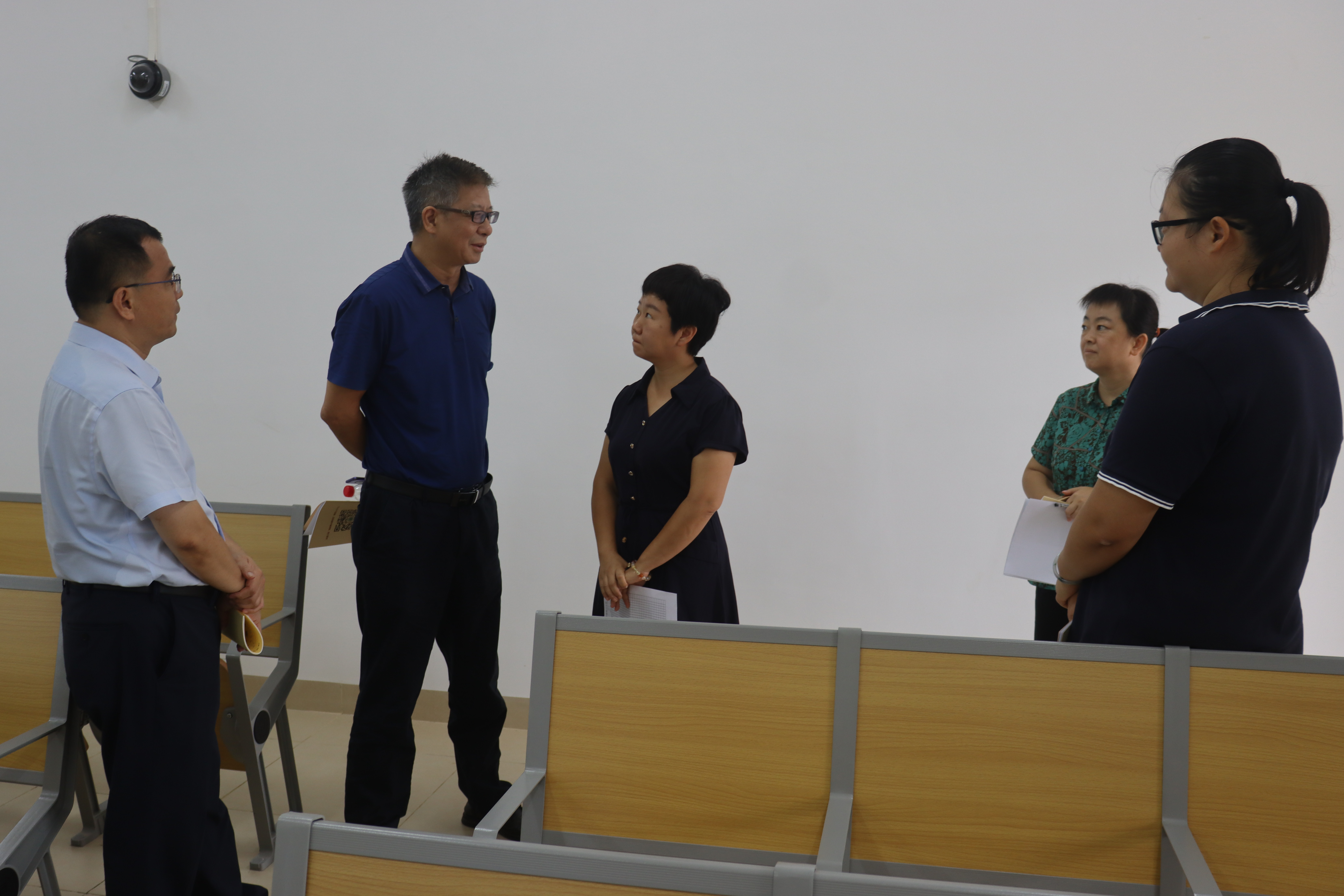 聚焦课堂 深入一线 ——校领导深入我院与学生同上开学第一课
